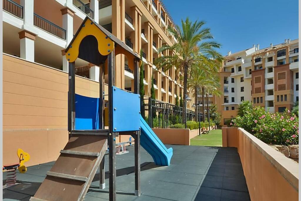 Apartament Penthouse With Sea Views In Marbella