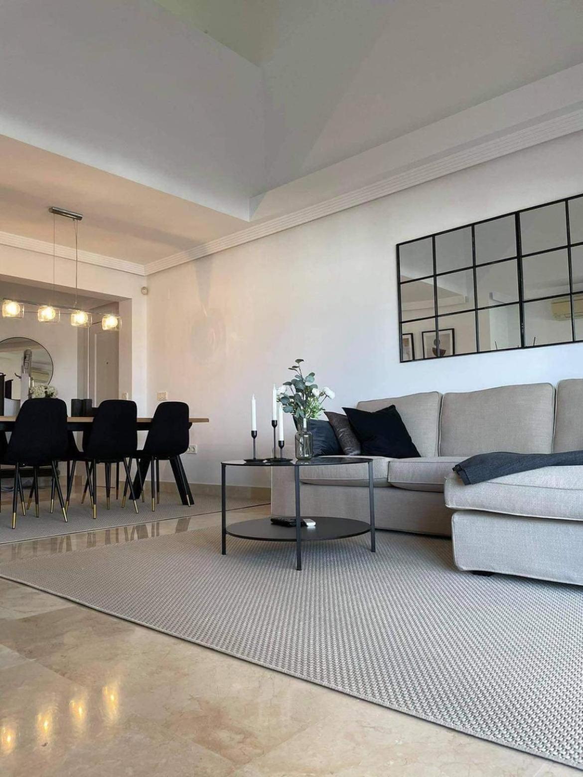 Apartament Penthouse With Sea Views In *